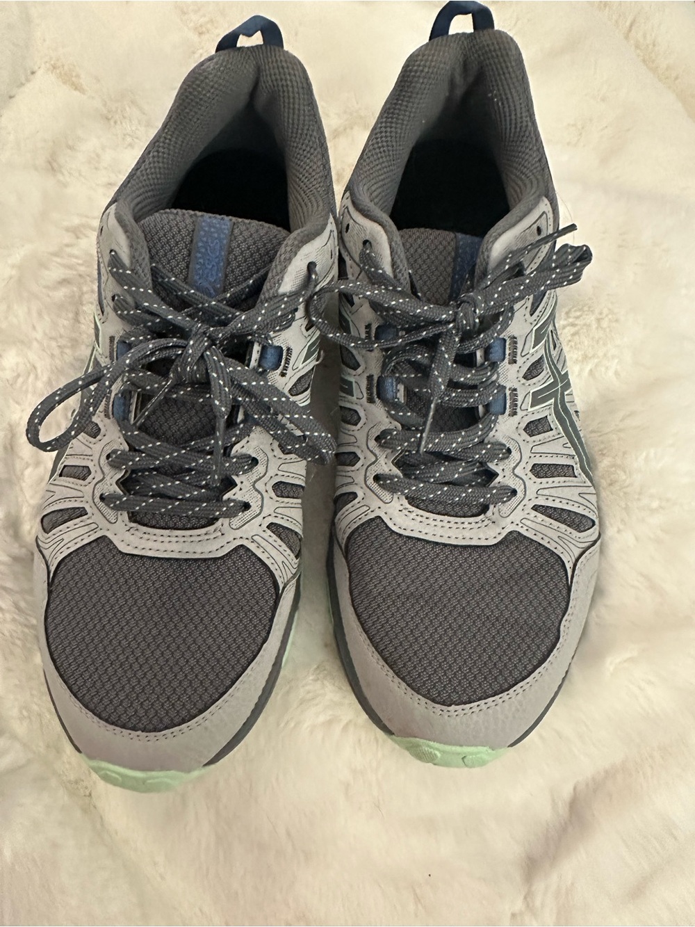 ASICS.